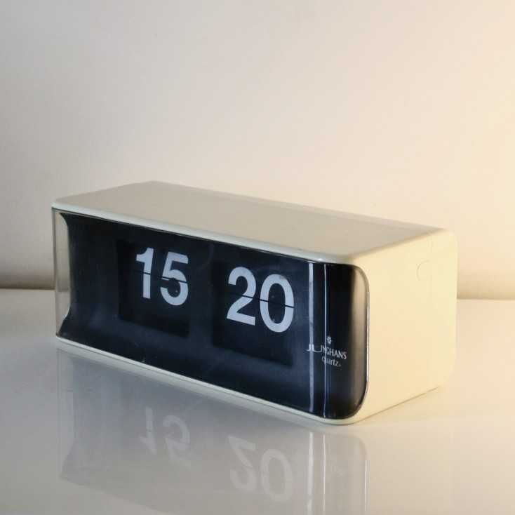 "Junghans Quartz" Flip Clock