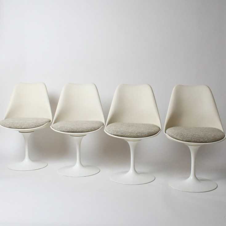 Chaises Eero Saarinen modèle tulipe pour Knoll pivotantes